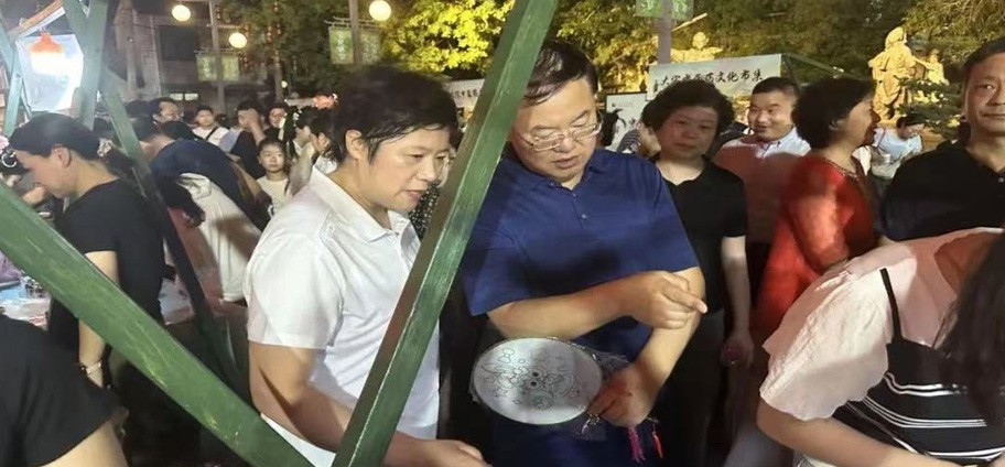 一半煙火氣，一半杏林香——逛中醫(yī)藥文化夜市，享中醫(yī)藥文化盛宴